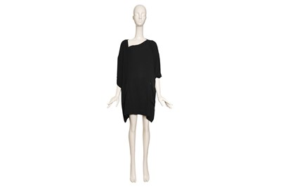 Lot 65 - CHANEL BLACK SILK CRÊPE SHIFT DRESS