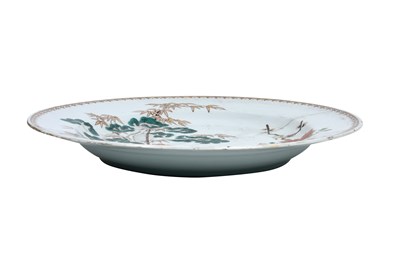 Lot 47 - A CHINESE FAMILLE VERTE 'THREE FRIENDS OF WINTER' CHARGER AND A FAMILLE ROSE 'LANDSCAPE' BOWL