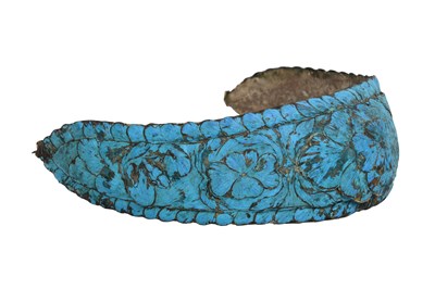 Lot 3 - A CHINESE METAL TIANTSUI KINGFISHER FEATHER HEADBAND