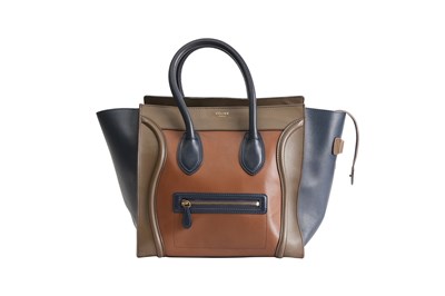 Lot 124 - A CELINE 'LUGGAGE' TRICOLOUR CALF LEATHER TOTE BAG