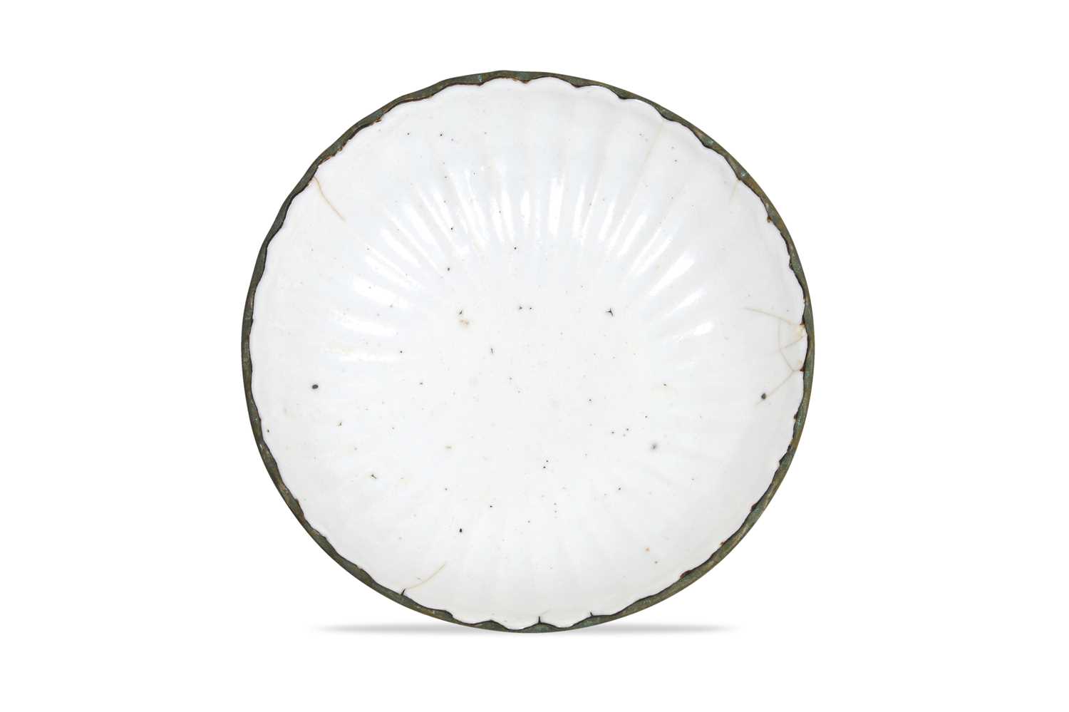 Lot 6 - A CHINESE LOBED DING WARE BOWL