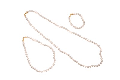Lot 208 - A MATCHED SET OF FAUX PEARL NECKLACES AND BRACELET WITH PASTE-SET CLASPS (THREE)