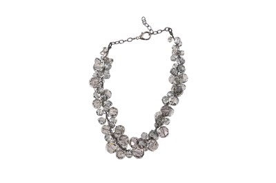 Lot 211 - A GREY FACETED CHUNKY-STYLE GLASS BEAD STATEMENT NECKLACE