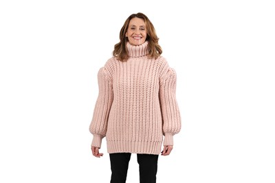 Lot 81 - A FENDI HAND-KNITTED WOOL DUSK-PINK RIBBED TURTLENECK SWEATER, WITH TAGS