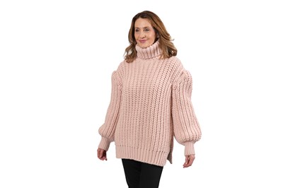 Lot 81 - A FENDI HAND-KNITTED WOOL DUSK-PINK RIBBED TURTLENECK SWEATER, WITH TAGS