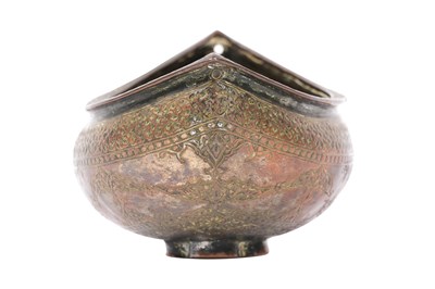 Lot 47 - AN INDO-PERSIAN ENGRAVED TINNED COPPER KASHKUL