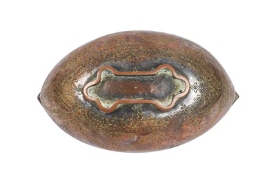 Lot 47 - AN INDO-PERSIAN ENGRAVED TINNED COPPER KASHKUL
