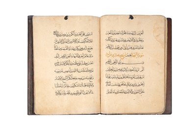 Lot 71 - A LATE MAMLUK OR EARLY OTTOMAN QUR'AN JUZ