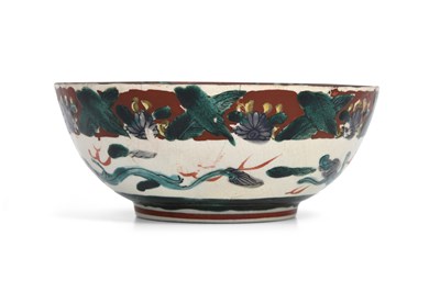 Lot 21 - A JAPANESE KOKUTANI 'DANCERS' BOWL