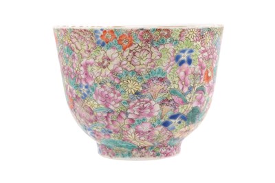 Lot 36 - A CHINESE FAMILLE ROSE ’MILLEFLEURS’ CUP