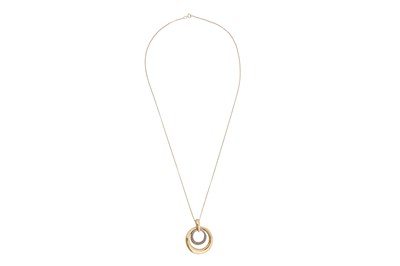 Lot 19 - A 9CT YELLOW AND WHITE GOLD PENDANT NECKLACE