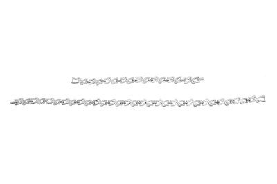 Lot 30 - A BOXED SWAROVSKI CRYSTAL IRENE COLLIER NECKLACE AND BRACELET SUITE