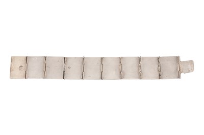 Lot 66 - AN IRANIAN SILVER AND ENAMEL PANEL BRACELET