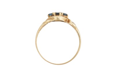 Lot 47 - A 9CT GOLD BLACK STONE AND DIAMOND RING