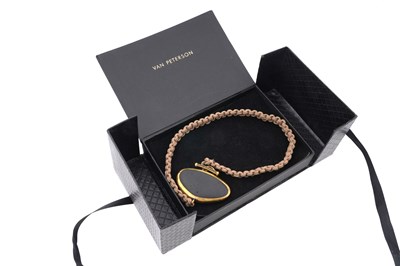 Lot 63 - A VAN PETERSON, STONE SET CHOKER WITH BRAIDED CORD