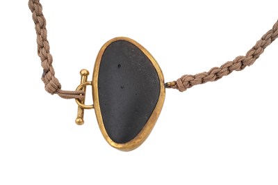 Lot 63 - A VAN PETERSON, STONE SET CHOKER WITH BRAIDED CORD