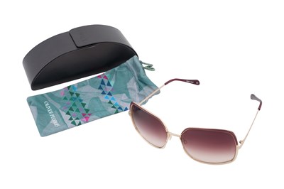 Lot 160 - A PAIR OF OLIVER PEOPLES OVERSIZED METAL-FRAME SUNGLASSES