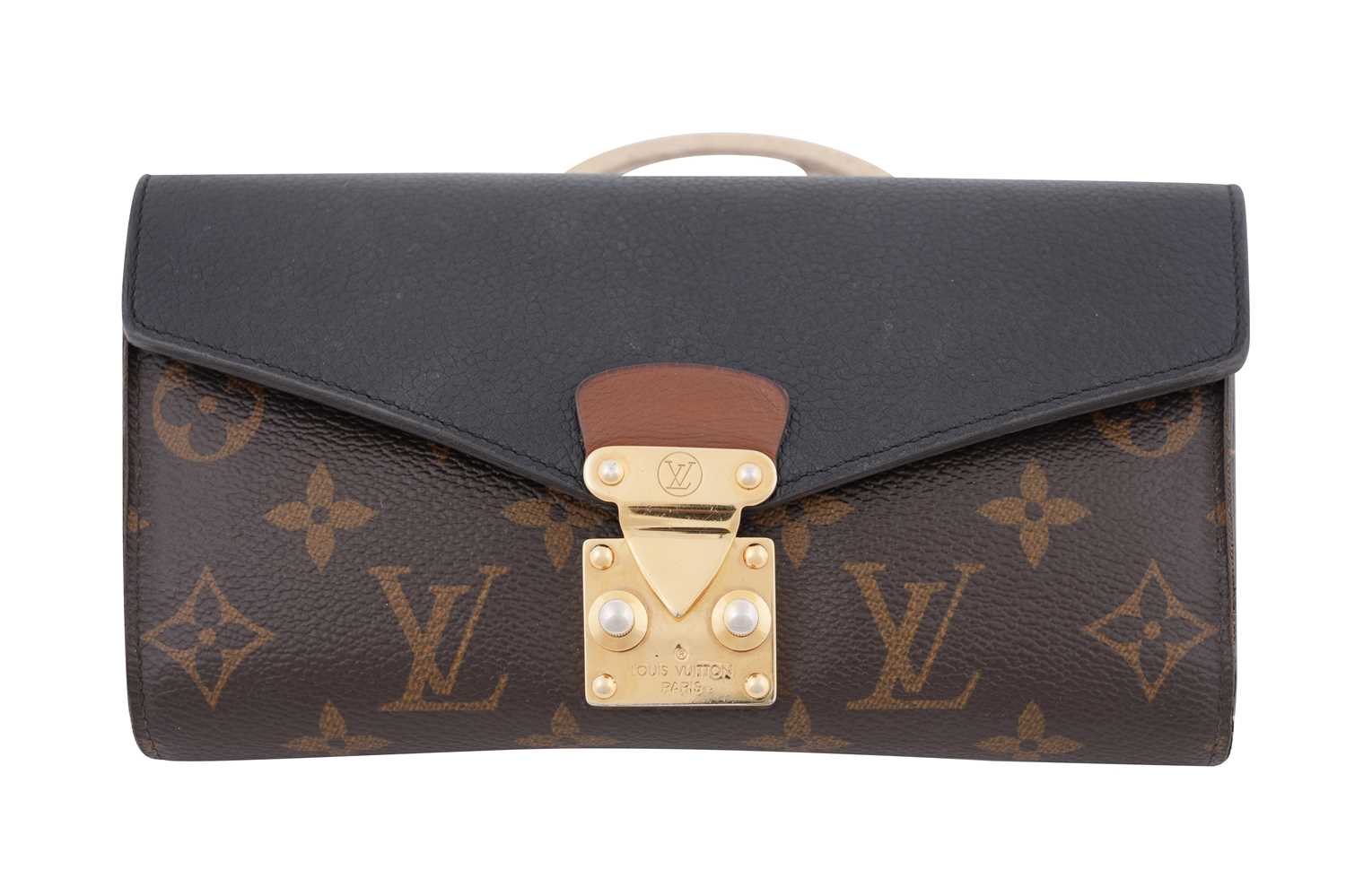 Lot 139 - A LOUIS VUITTON MONOGRAM CANVAS AND BLACK LEATHER S-LOCK LONG WALLET