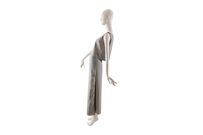 Lot 79 - A ZORAN WOOL AND SILK TWO-PIECE SLEEVELESS ENSEMBLE