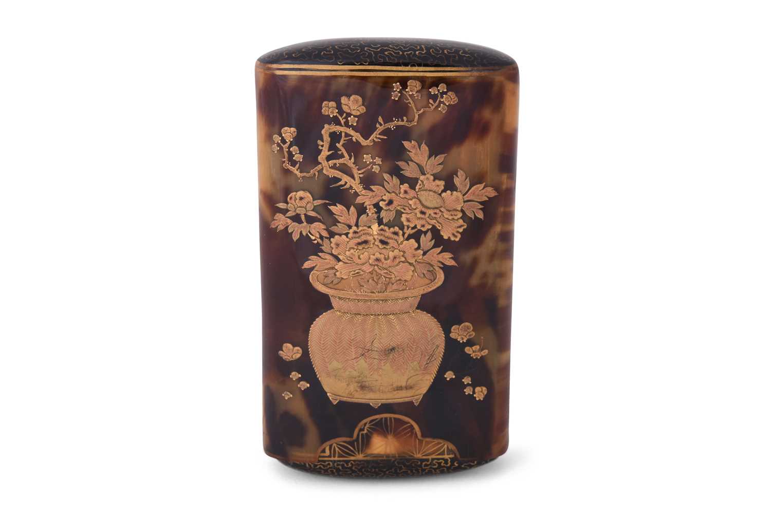 Lot 67 - λ A JAPANESE GILT-DECORATED TORTOISE SHELL CIGARETTE CASE