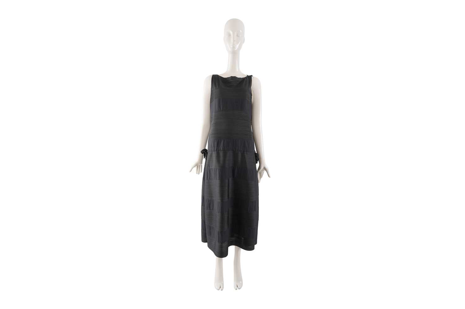 Lot 87 - AN ISSEY MIYAKE BLACK 'PLEATS PLEASE' DRESS