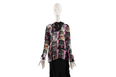 Lot 102 - A GUCCI ‘ANGRY CAT’ PRINT BLOUSE WITH SILK BOW DETAIL