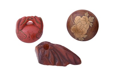 Lot 60 - A GROUP OF NINE JAPANESE NETSUKE