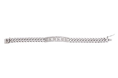Lot 34 - AN 18CT WHITE GOLD 'SERENE' IDENTITY BRACELET WITH DIAMONDS