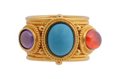 Lot 41 - AN 18CT YELLOW GOLD CABOCHON RING WITH TURQUOISE, AMETHYST AND CITRINE