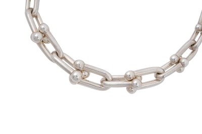 Lot 29 - A TIFFANY & CO. HARDWARE LINK SILVER NECKLACE