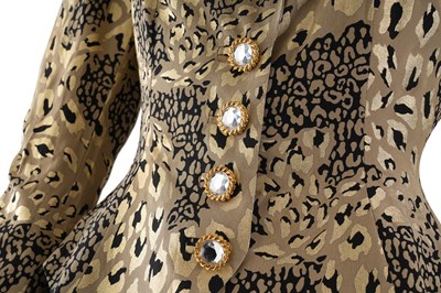 Lot 83 - AN ALESSANDRA RICH GOLD SILK LEOPARD JACQUARD JACKET