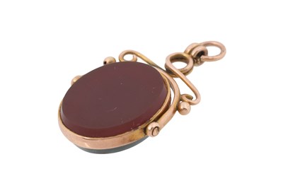 Lot 55 - A LATE 19TH CENTURY BLOODSTONE AND CARNELIAN FOB SEAL