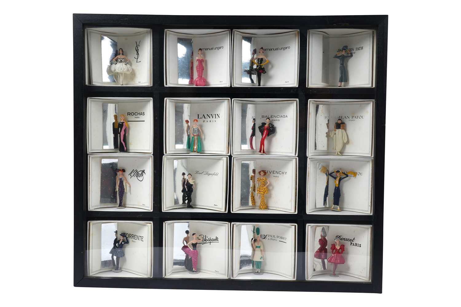 Lot 170 - A COLLECTION OF 16 PIXI 'MODE: LA HAUTE COUTURE' MINIATURE FASHION DESIGNER FIGURINES IN DISPLAY BOX