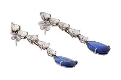 Lot 51 - A PAIR OF SAPPHIRE AND DIAMOND DROP EARRINGS