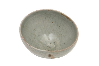 Lot 62 - A SMALL CELADON-GLAZED BOWL