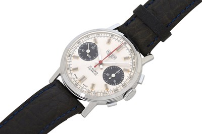 Lot 38 - A MEN'S TAG HEUER STAINLESS STEEL MANUAL CHRONOGRAPH WRISTWATCH.