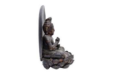 Lot 68 - A GILT WOOD FIGURE OF A DAINICHI NYORAI