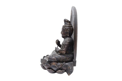 Lot 68 - A GILT WOOD FIGURE OF A DAINICHI NYORAI