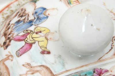 Lot 35 - A LARGE FAMILLE ROSE TEAPOT AND COVER
