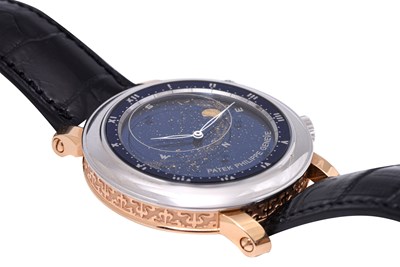 Lot 67 - A LIMITED EDITION MEN'S PATEK PHILIPPE PLATINUM AND 18K ROSE GOLD AUTOMATIC WRISTWATCH.