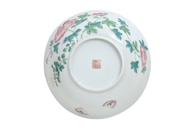 Lot 41 - A FAMILLE ROSE 'FLOWERS' BOWL