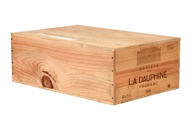 Lot 123 - CHATEAU DE LA DAUPHINE 2009