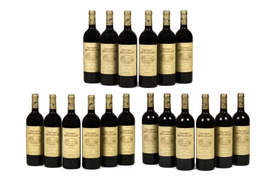 Lot 134 - CHATEAU DE GALLIAT (GRAVES) 2001