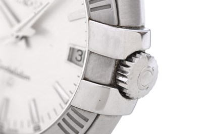 Lot 30 - A MEN'S OMEGA STAINLESS STEEL QUARTZ BRACELET WATCH.